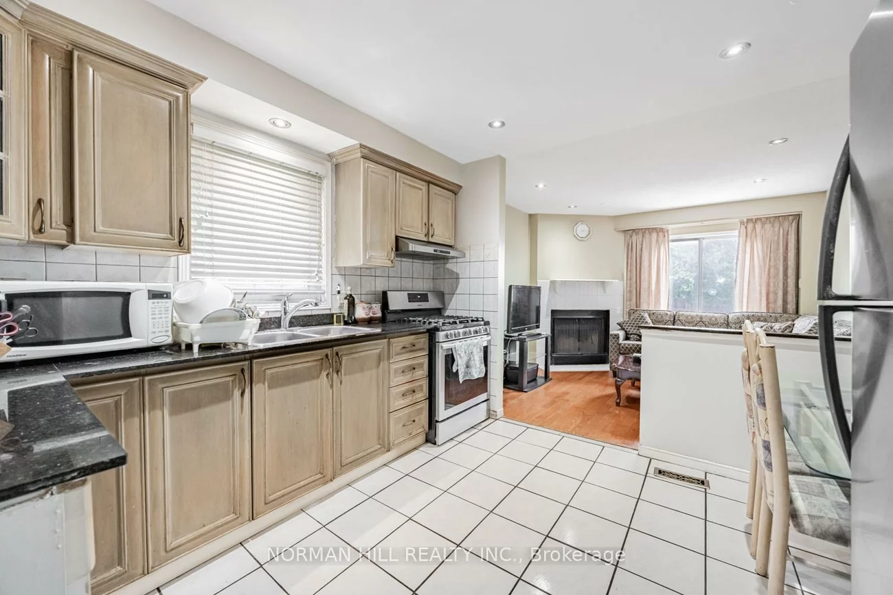 356, Laurentian, Hurontario, Mississauga