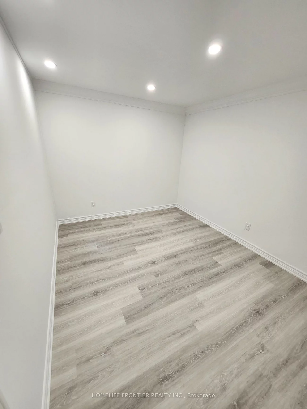 759, Bloor, Applewood, Mississauga