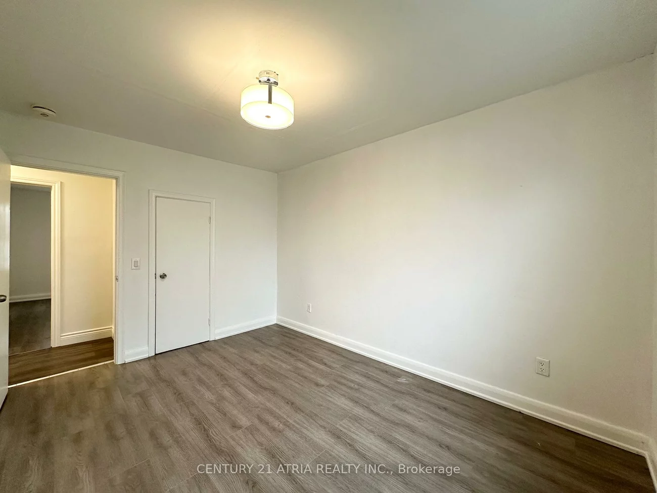 1070, Fergus, Lakeview, Mississauga