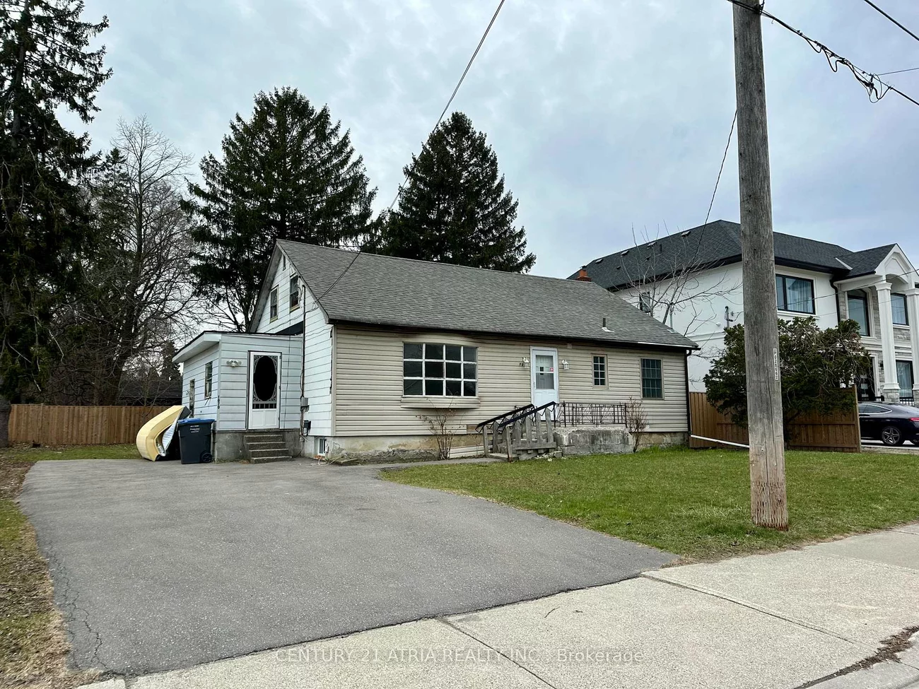 1070, Fergus, Lakeview, Mississauga