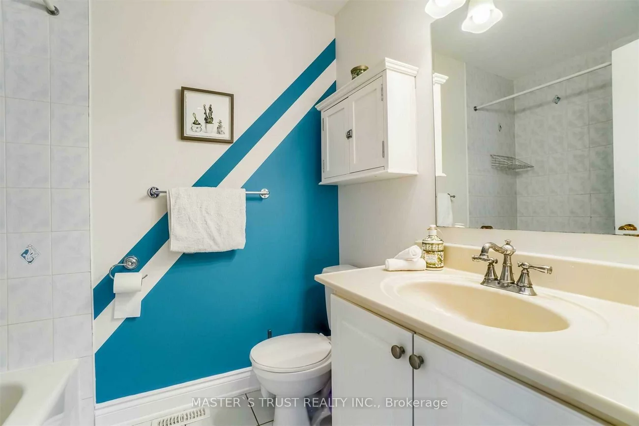 3362, Redpath, Lisgar, Mississauga