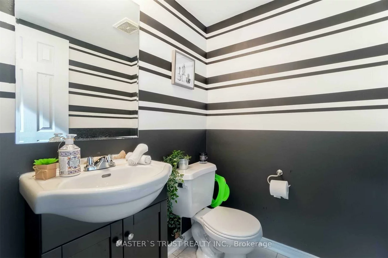 3362, Redpath, Lisgar, Mississauga