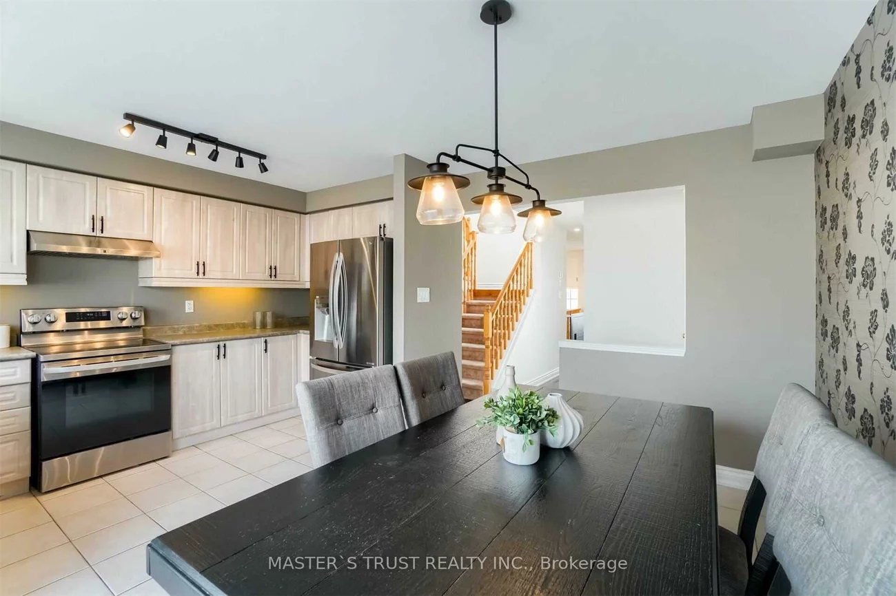 3362, Redpath, Lisgar, Mississauga