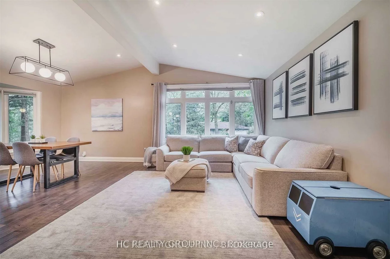 1513, Merrow, Lorne Park, Mississauga