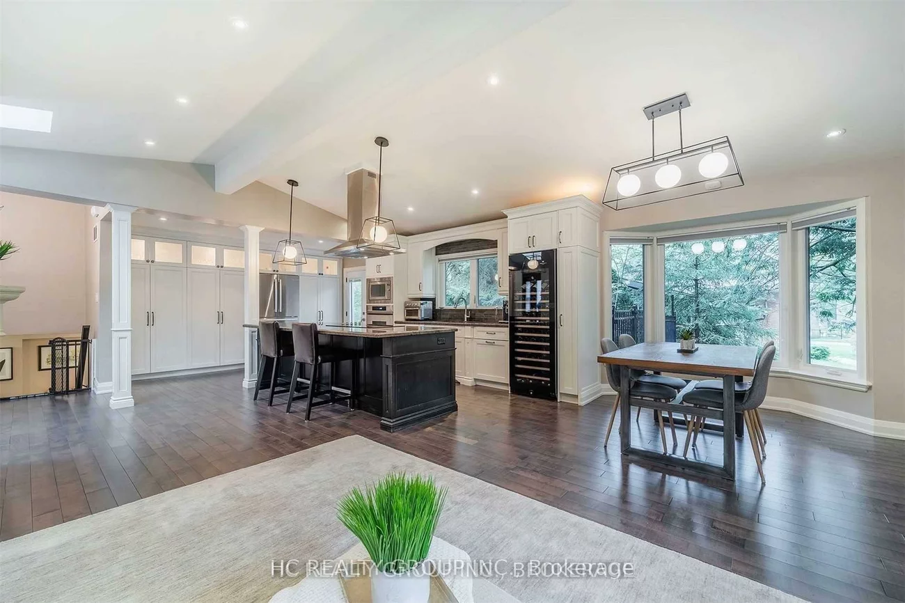 1513, Merrow, Lorne Park, Mississauga