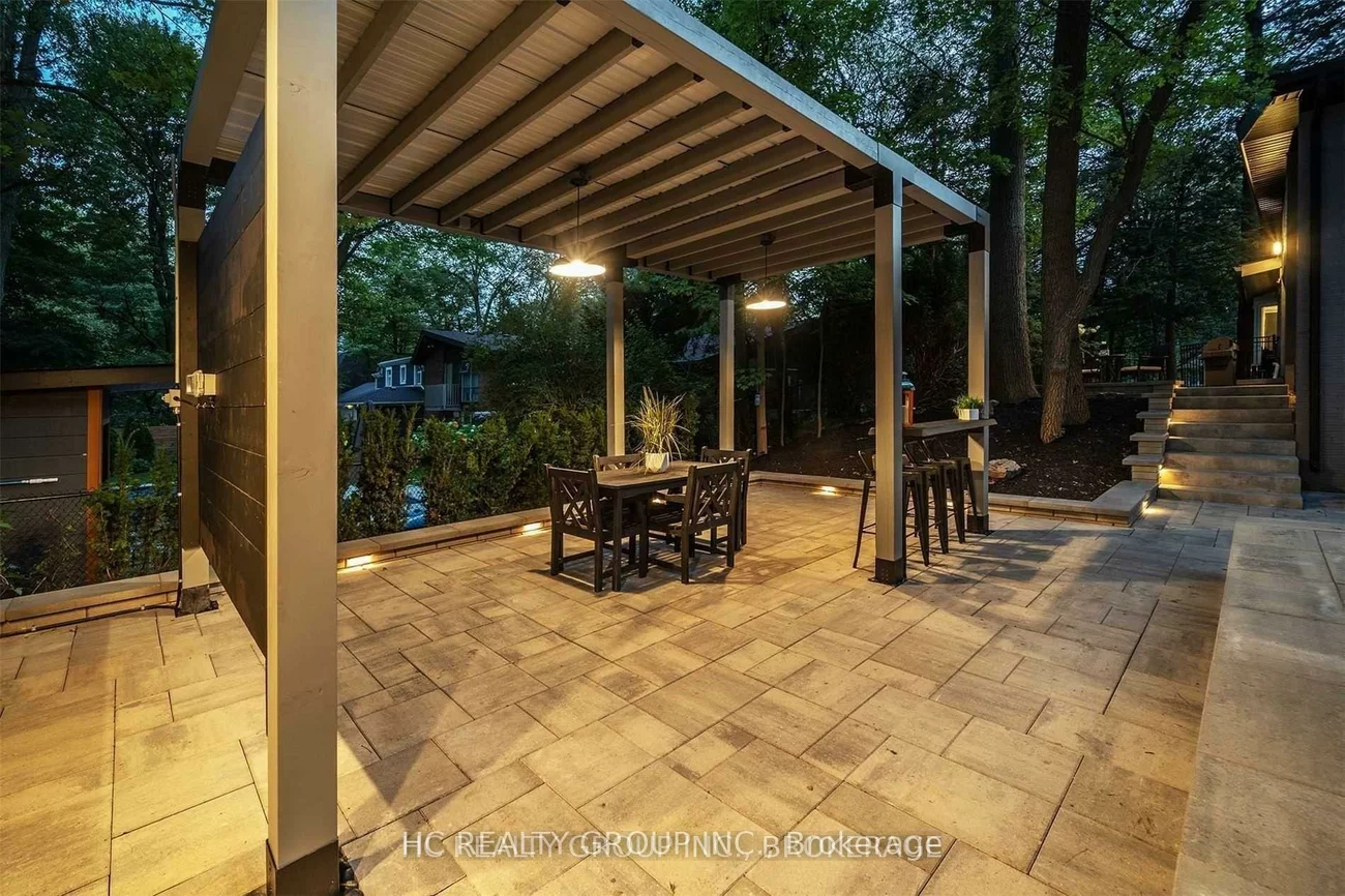 1513, Merrow, Lorne Park, Mississauga