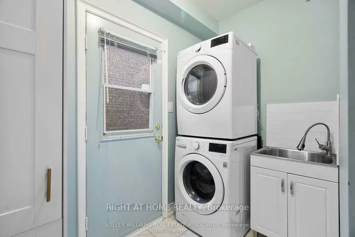 5136, Castlefield, East Credit, Mississauga