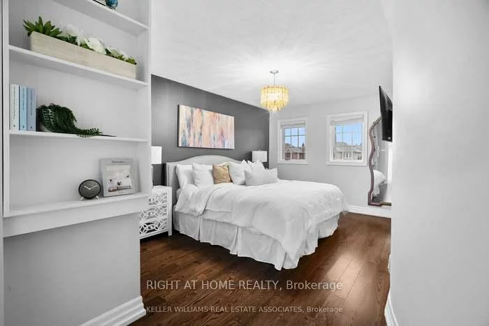 5136, Castlefield, East Credit, Mississauga