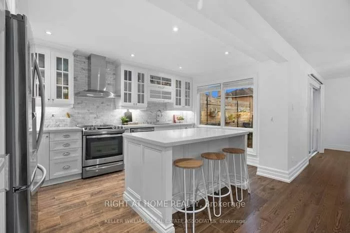 5136, Castlefield, East Credit, Mississauga