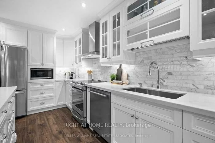 5136, Castlefield, East Credit, Mississauga