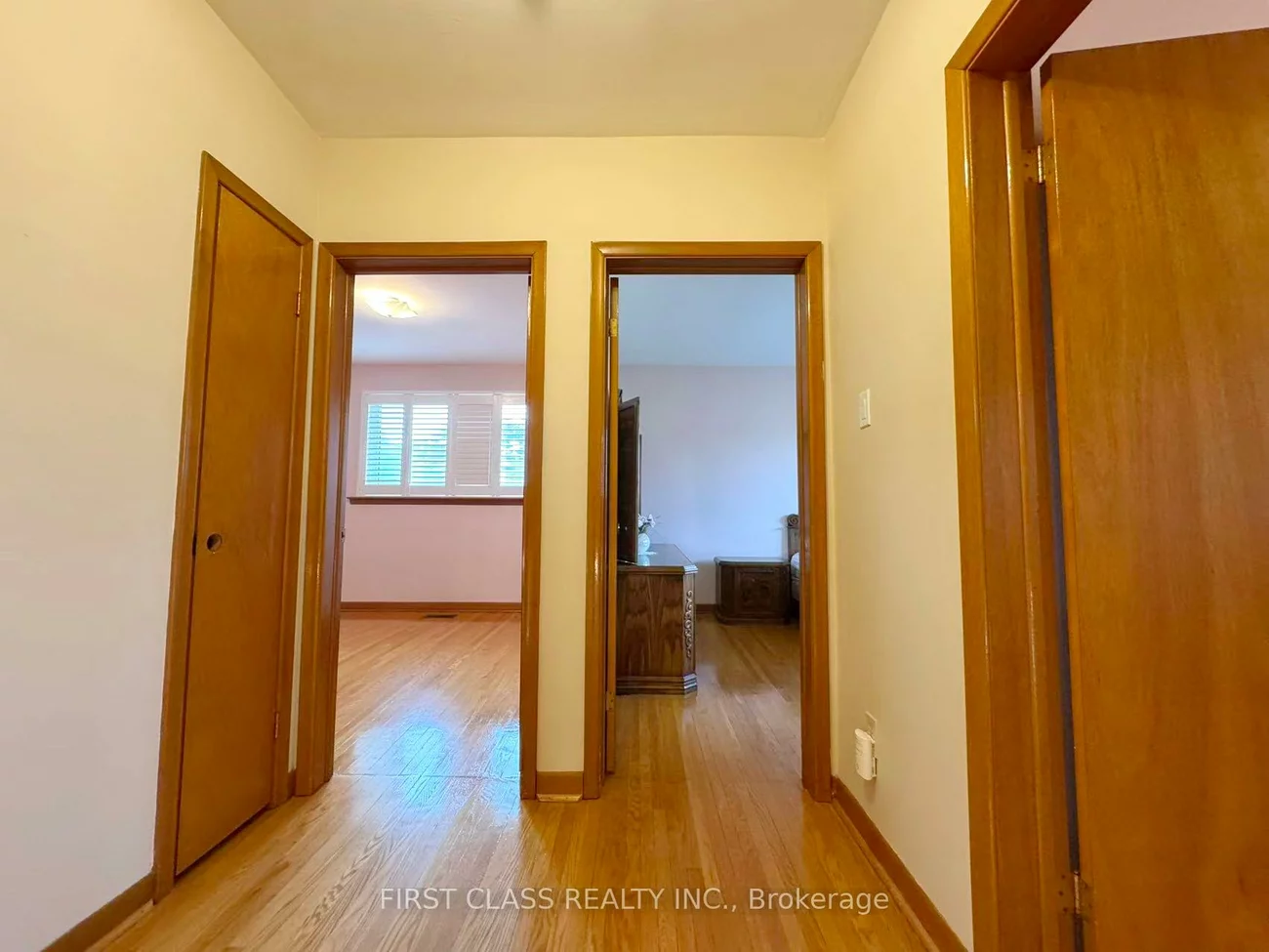 3277, CARDROSS, Applewood, Mississauga