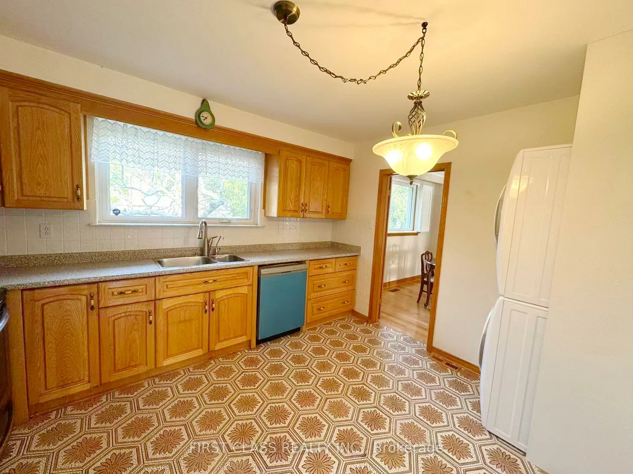 3277, CARDROSS, Applewood, Mississauga