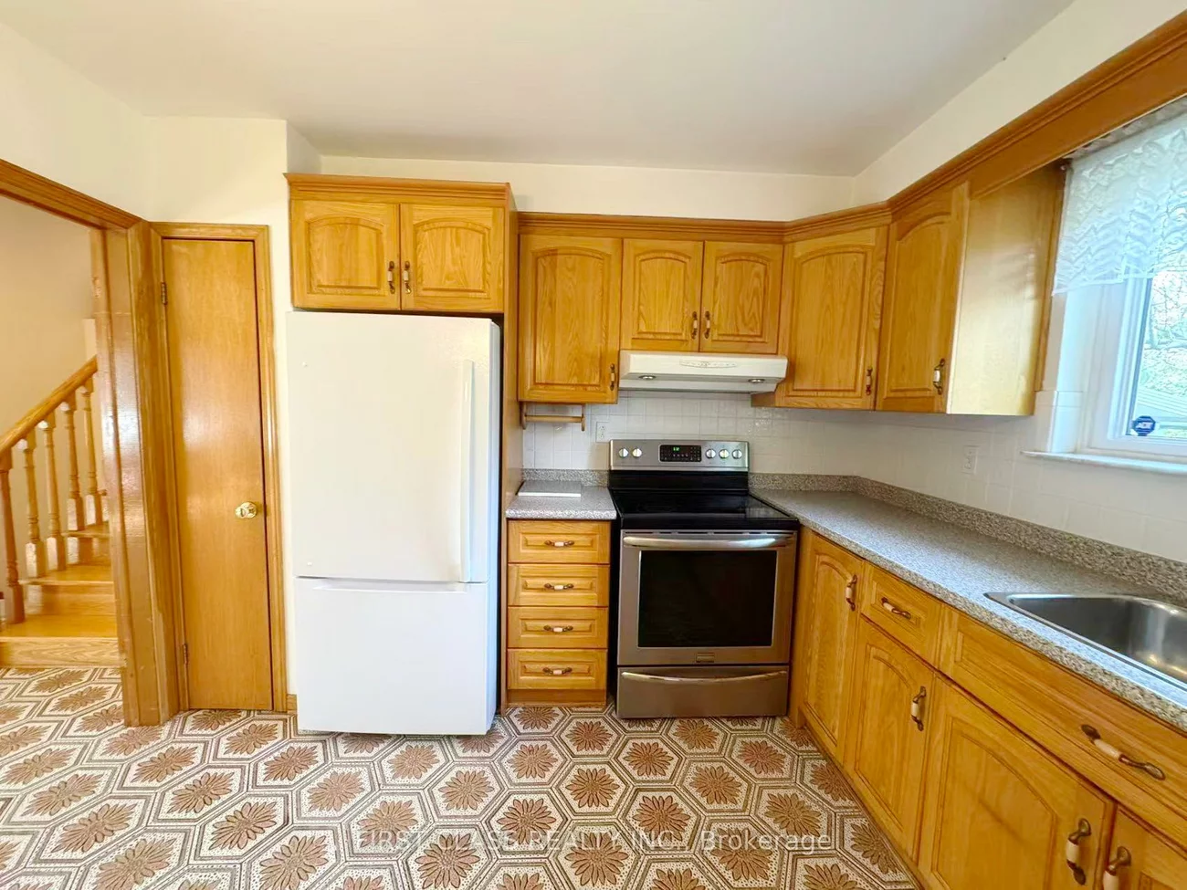 3277, CARDROSS, Applewood, Mississauga