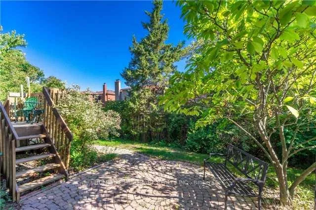 2535, Symington, Meadowvale, Mississauga