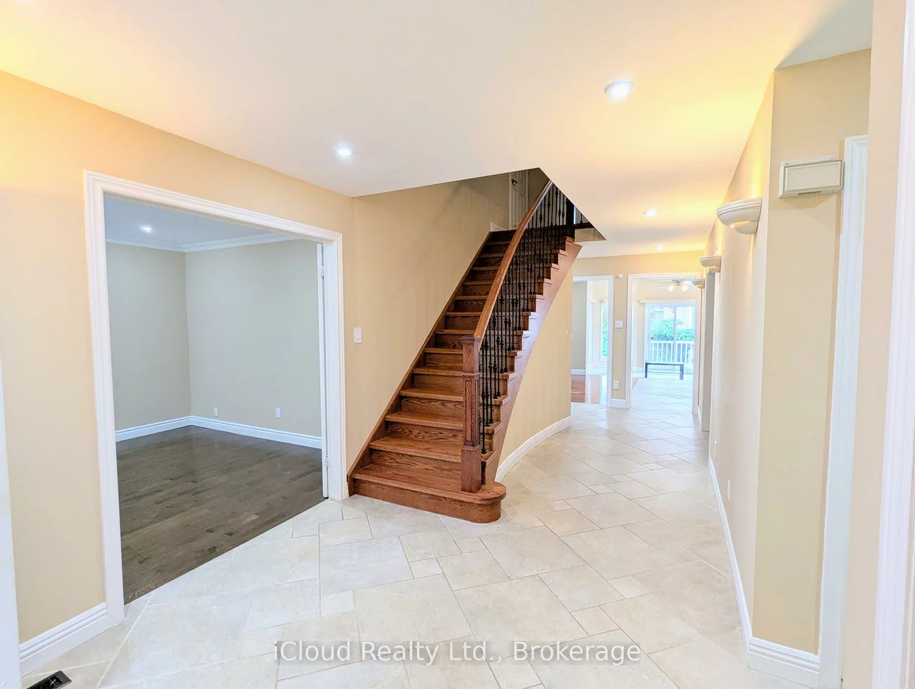 3669, Baird, Erin Mills, Mississauga