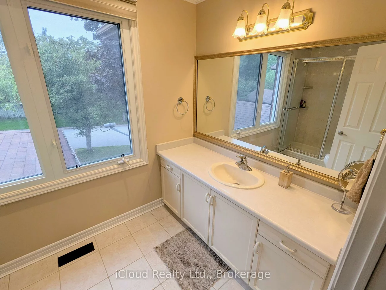3669, Baird, Erin Mills, Mississauga