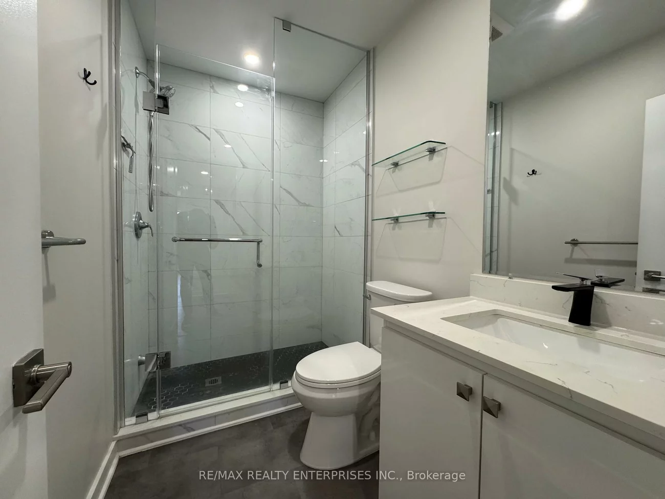 285, Lakeshore, Port Credit, Mississauga