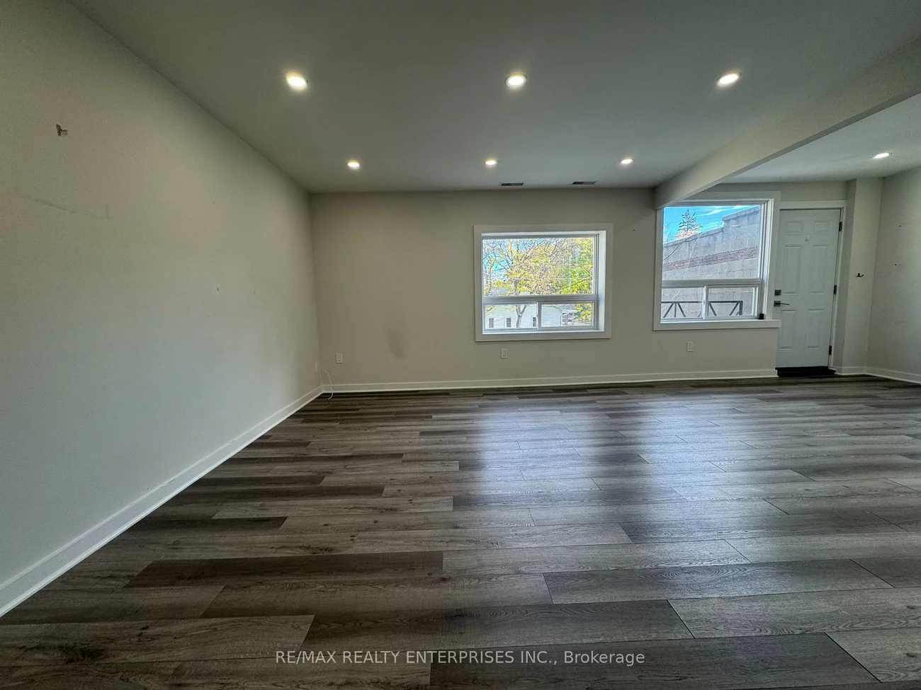 285, Lakeshore, Port Credit, Mississauga