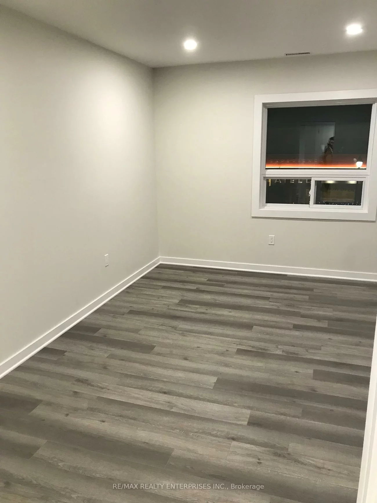 285, Lakeshore, Port Credit, Mississauga