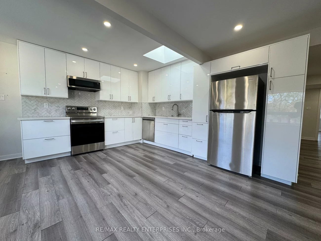 285, Lakeshore, Port Credit, Mississauga