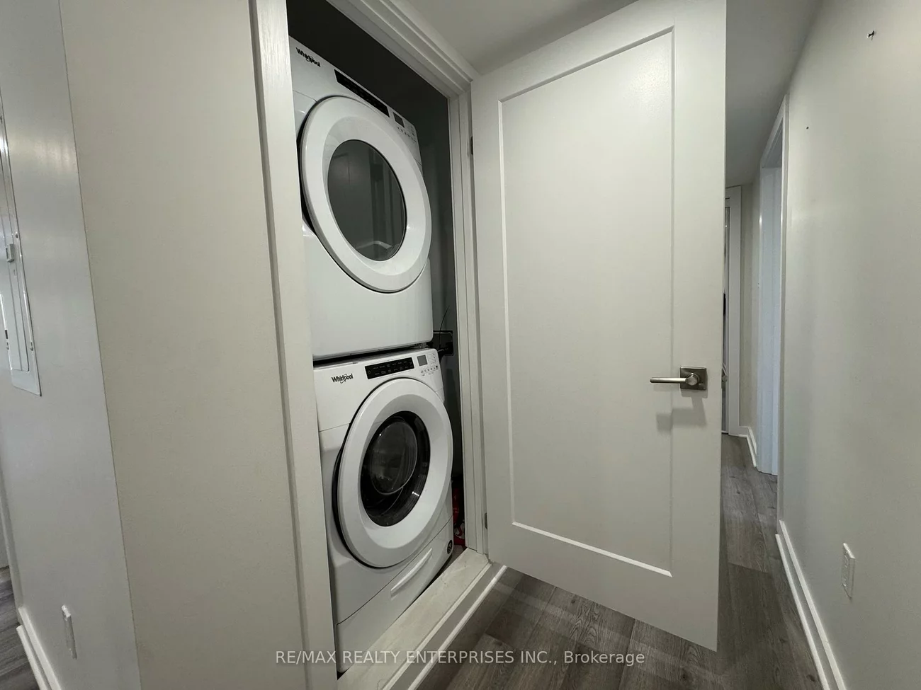 285, Lakeshore, Port Credit, Mississauga