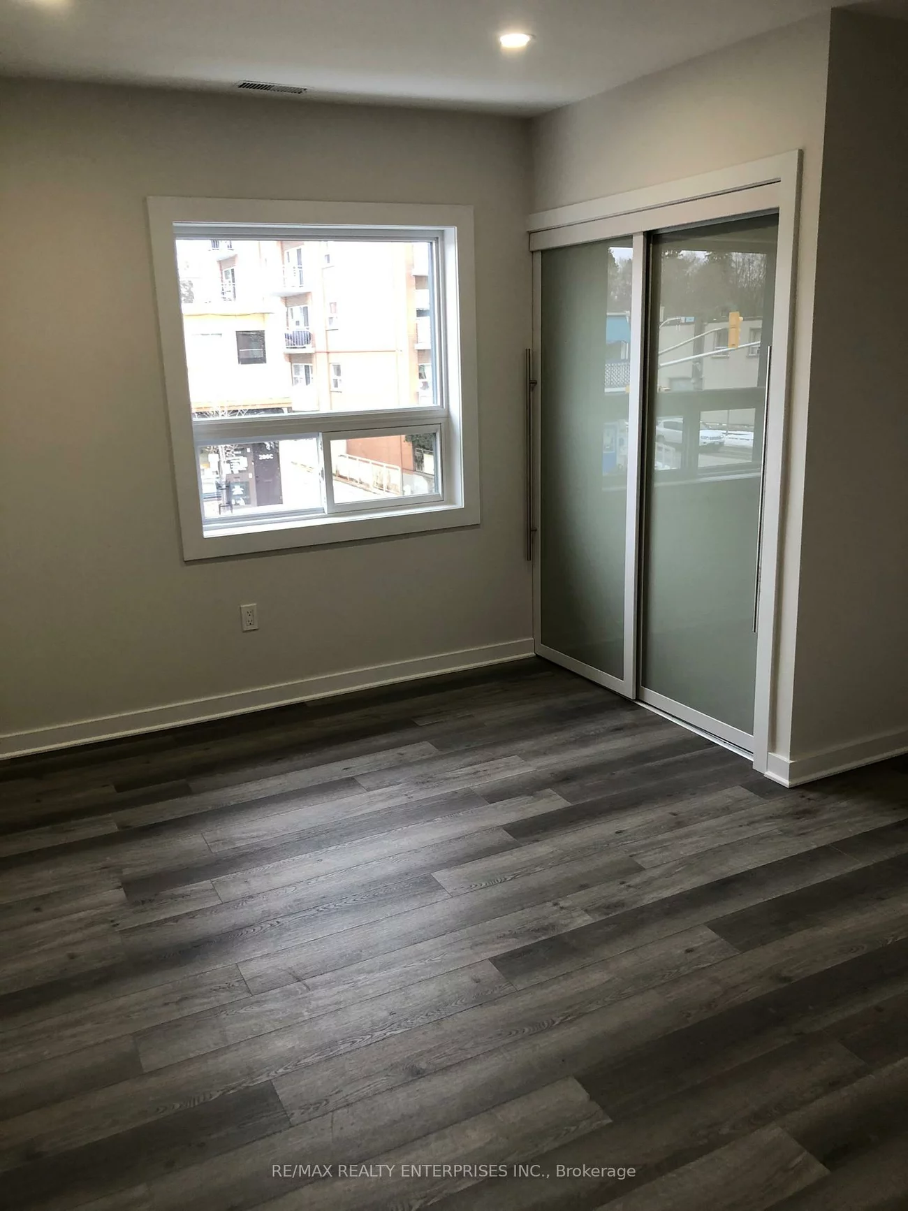 285, Lakeshore, Port Credit, Mississauga