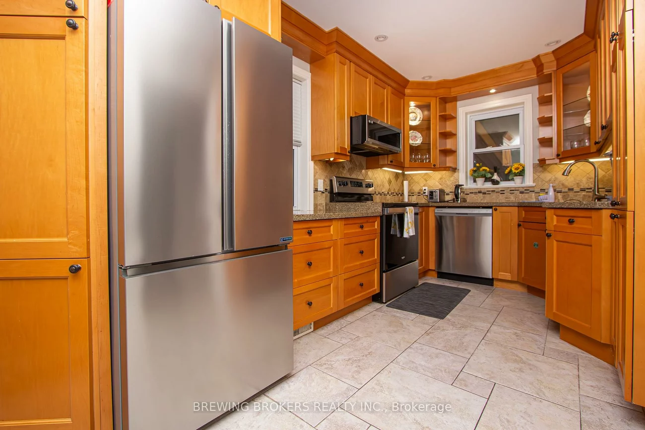 1536, Applewood, Lakeview, Mississauga