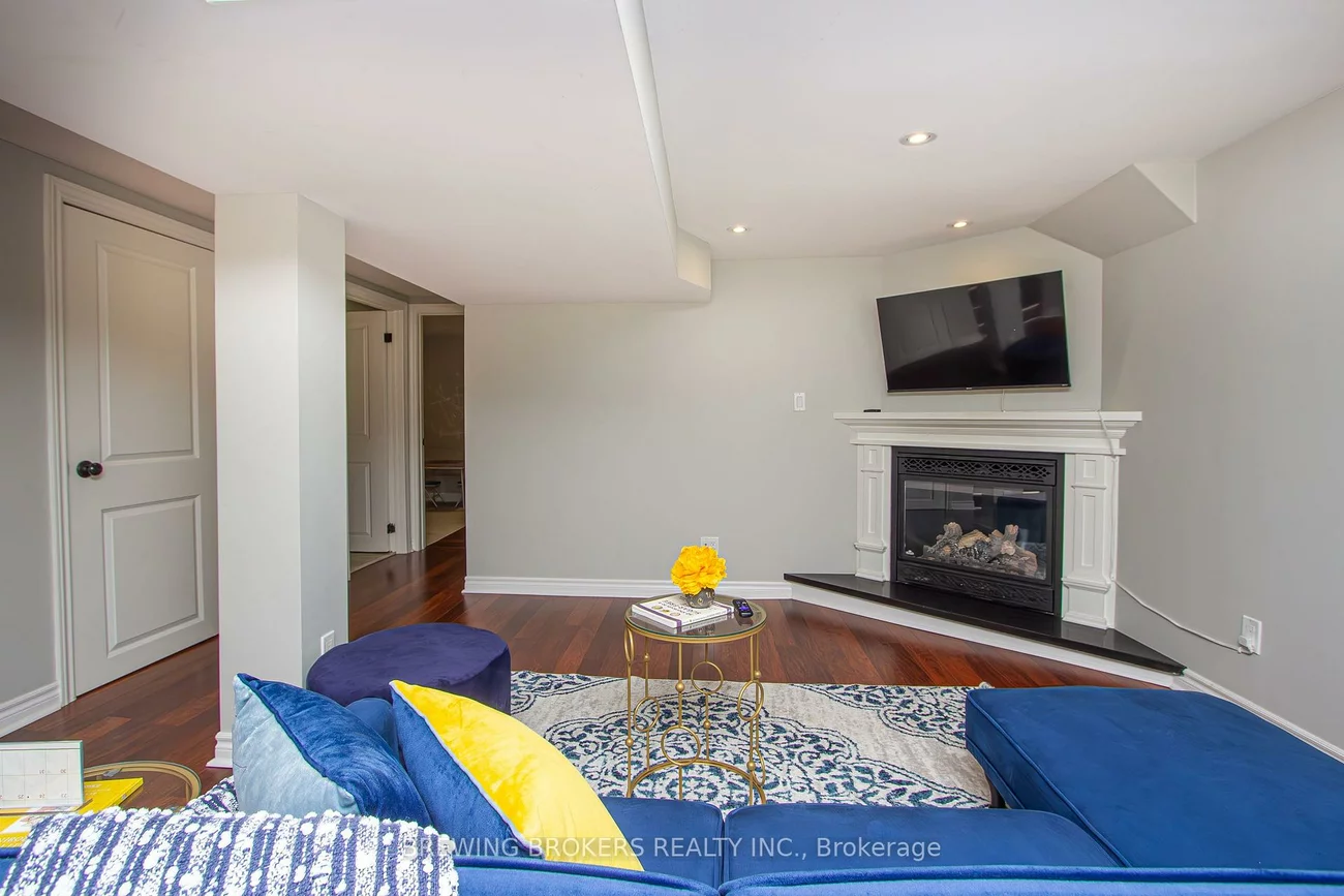 1536, Applewood, Lakeview, Mississauga