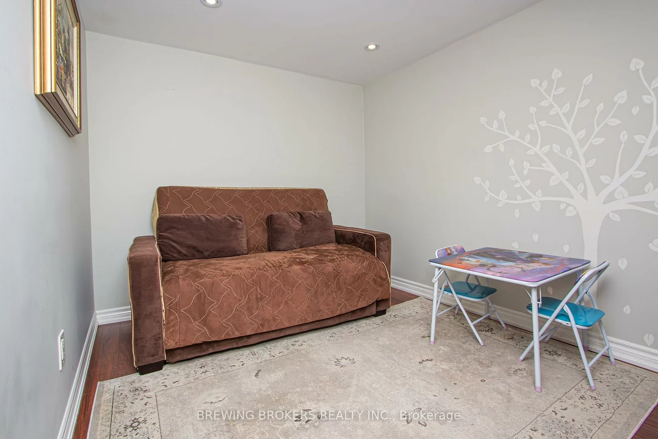 1536, Applewood, Lakeview, Mississauga