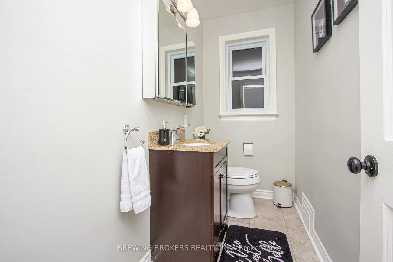 1536, Applewood, Lakeview, Mississauga