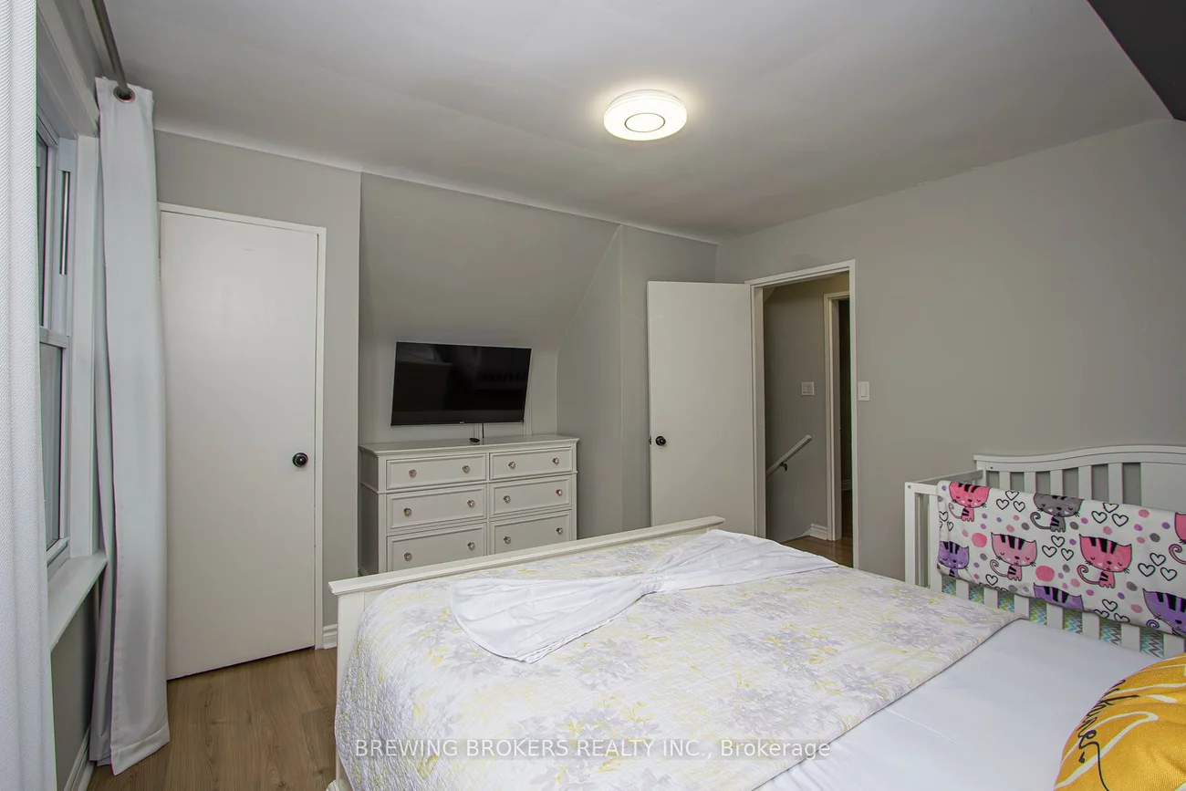 1536, Applewood, Lakeview, Mississauga