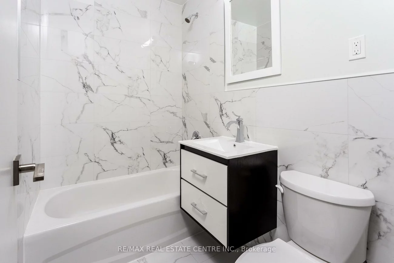 371, Lakeshore, Port Credit, Mississauga