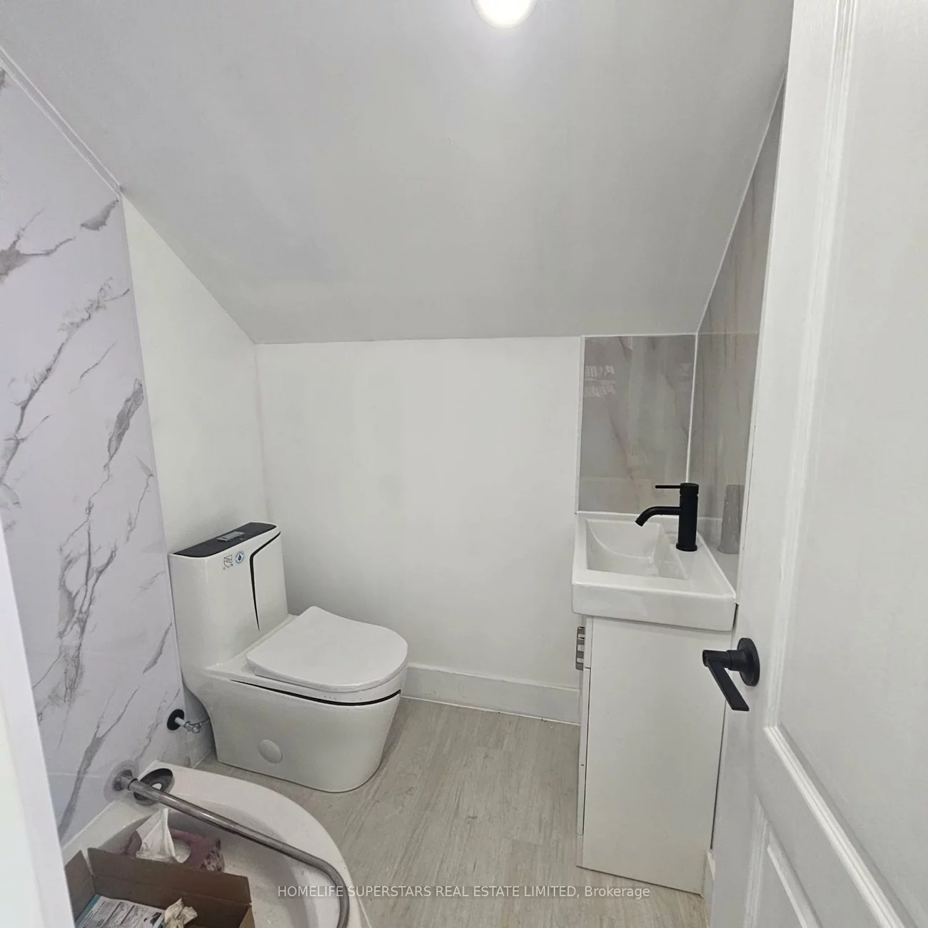 3130, Merritt, Malton, Mississauga