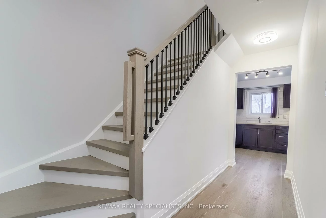 6272, Kindree, Meadowvale, Mississauga