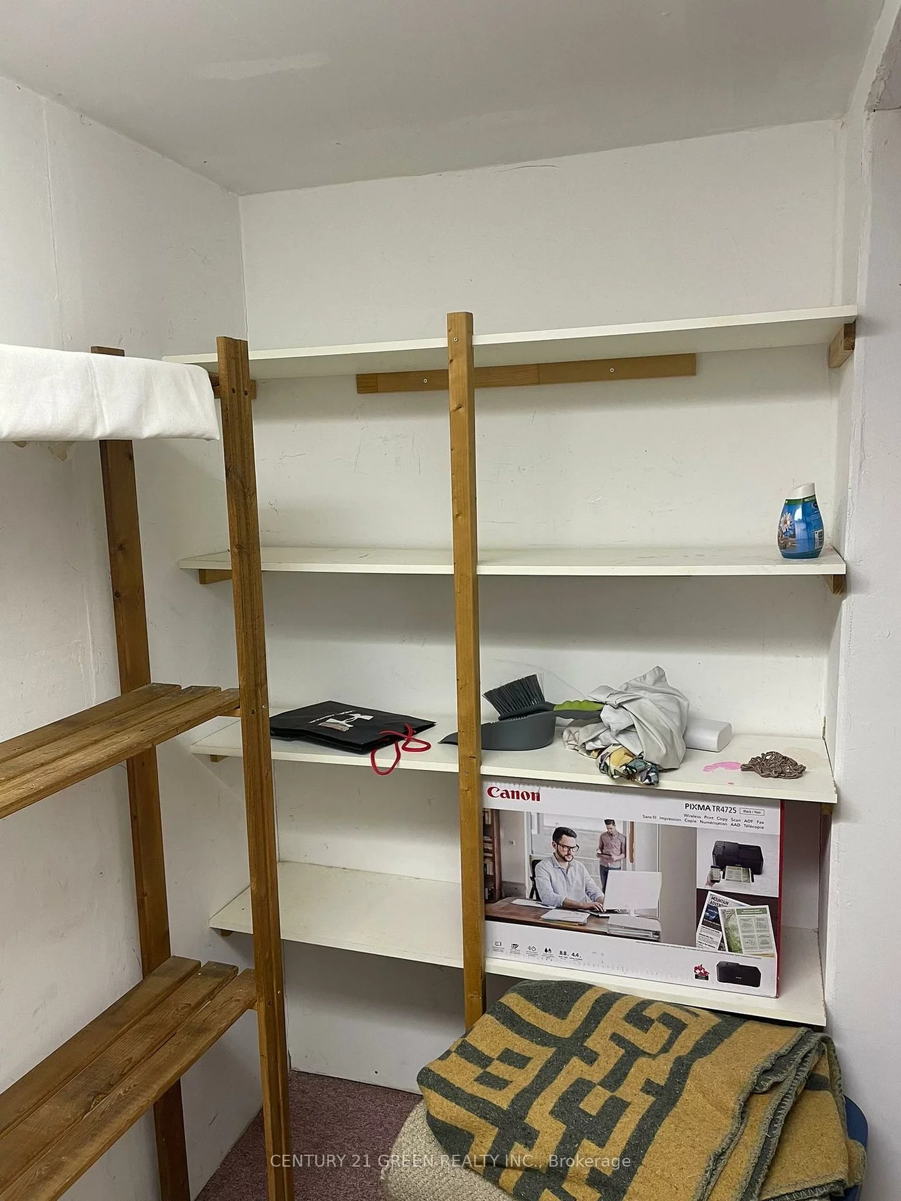 5020, East Mill, East Credit, Mississauga