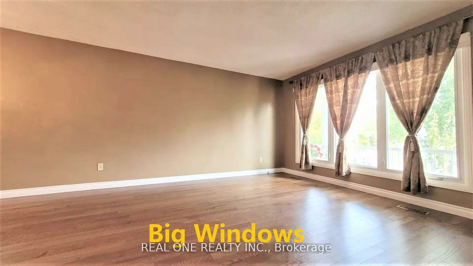 2405, Benedet, Clarkson, Mississauga