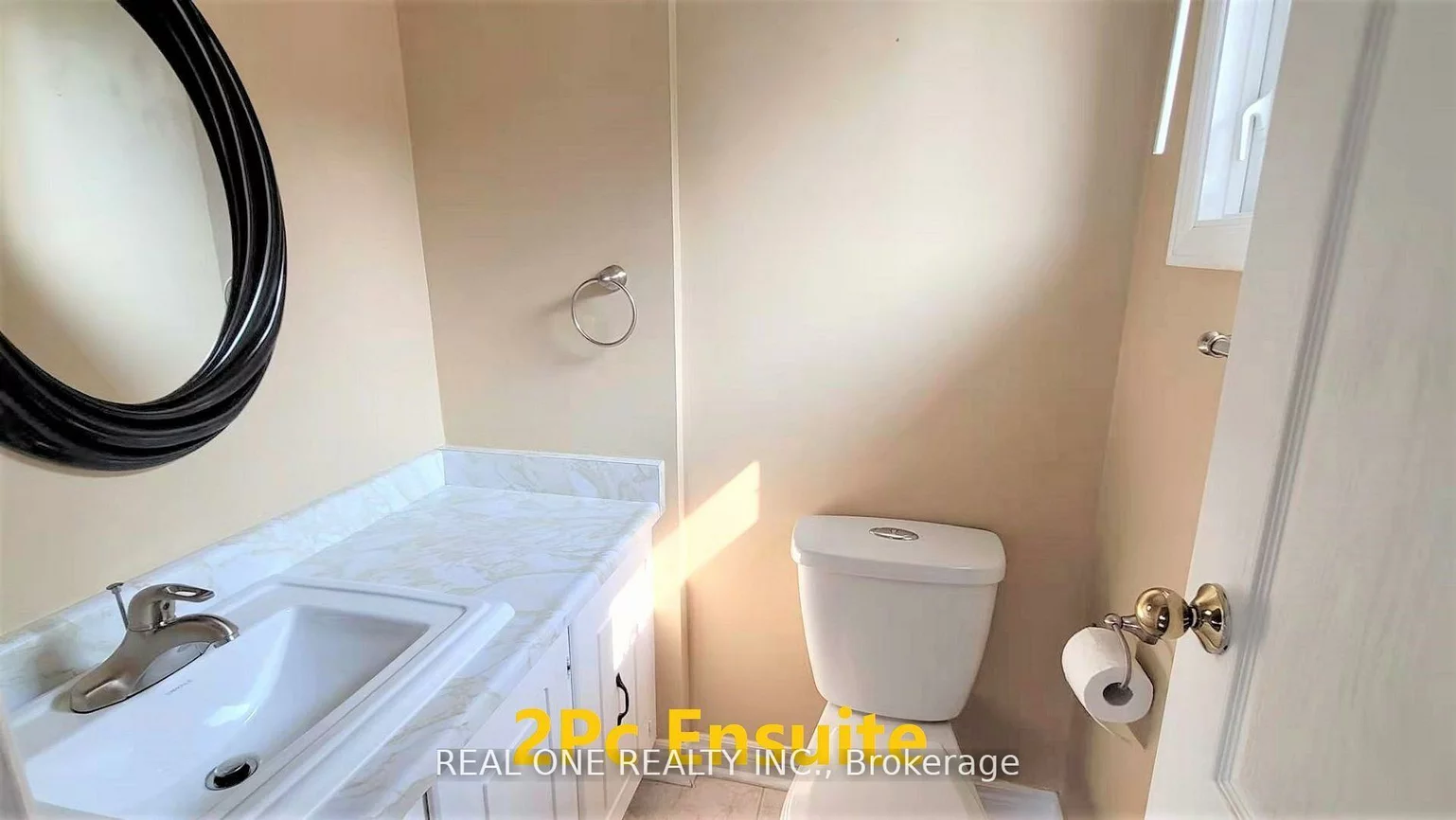 2405, Benedet, Clarkson, Mississauga