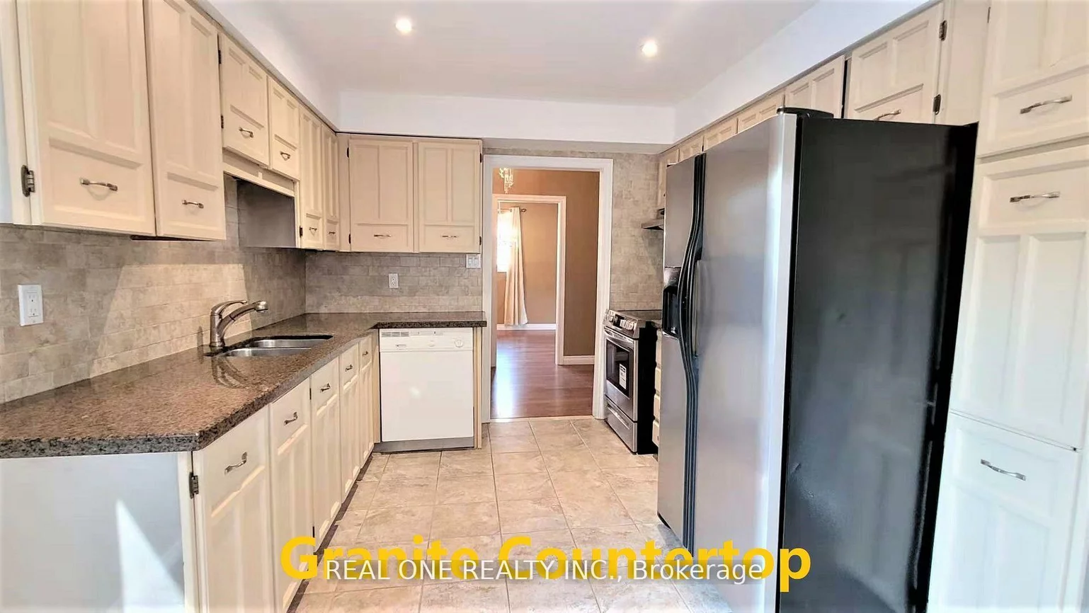 2405, Benedet, Clarkson, Mississauga