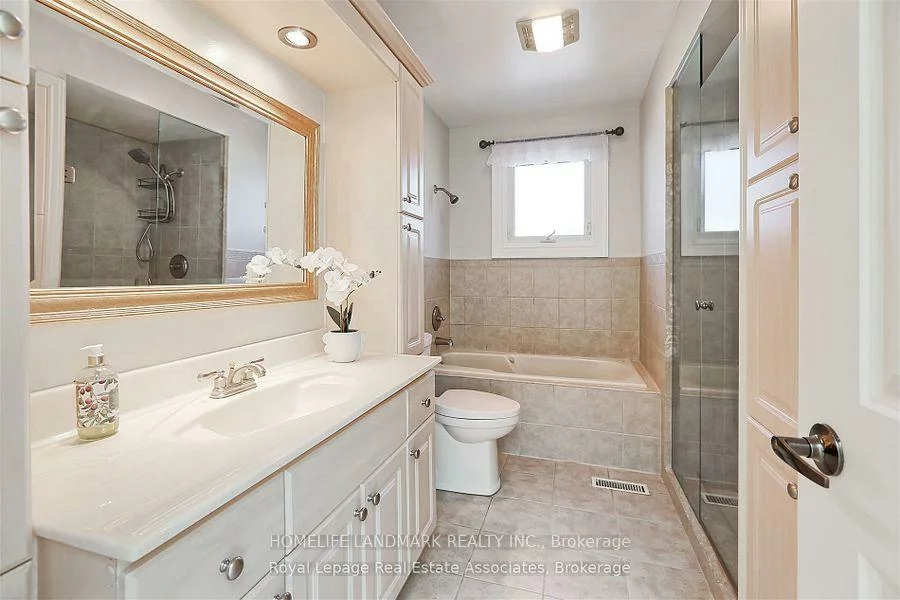 3069, Given, Cooksville, Mississauga