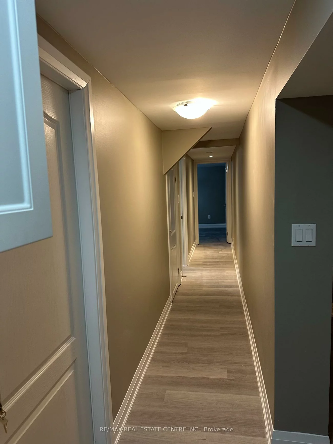 10, Suburban, Streetsville, Mississauga