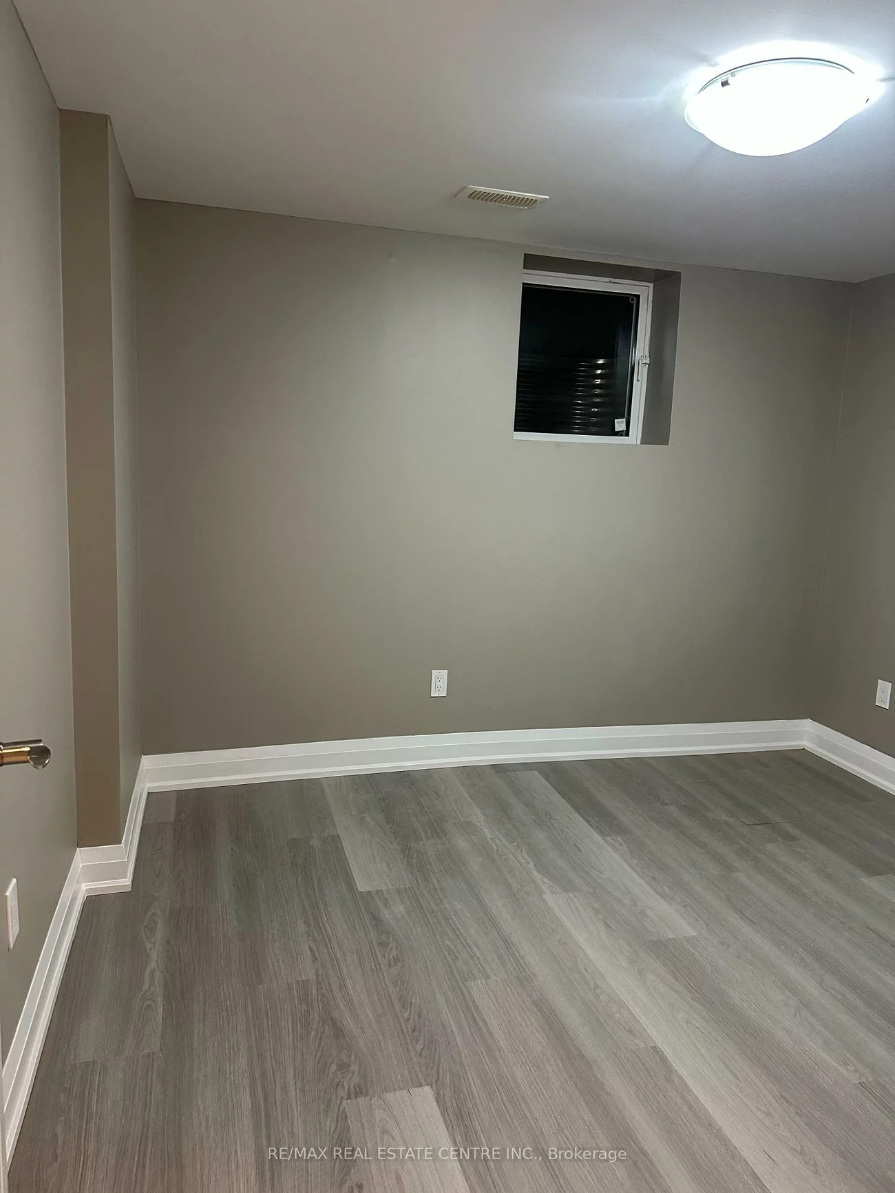 10, Suburban, Streetsville, Mississauga