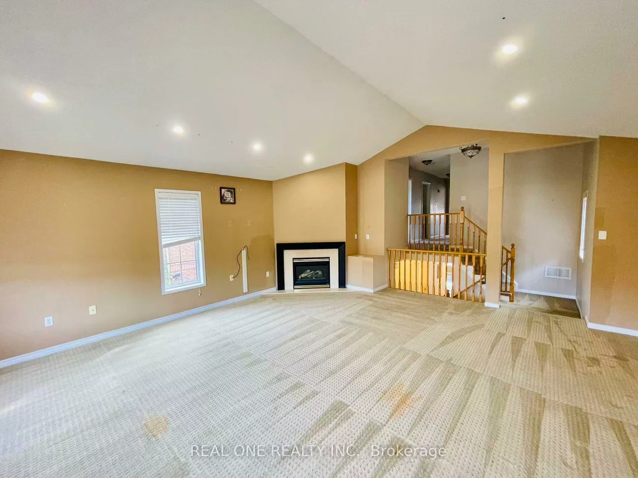 5316, Hollypoint, East Credit, Mississauga