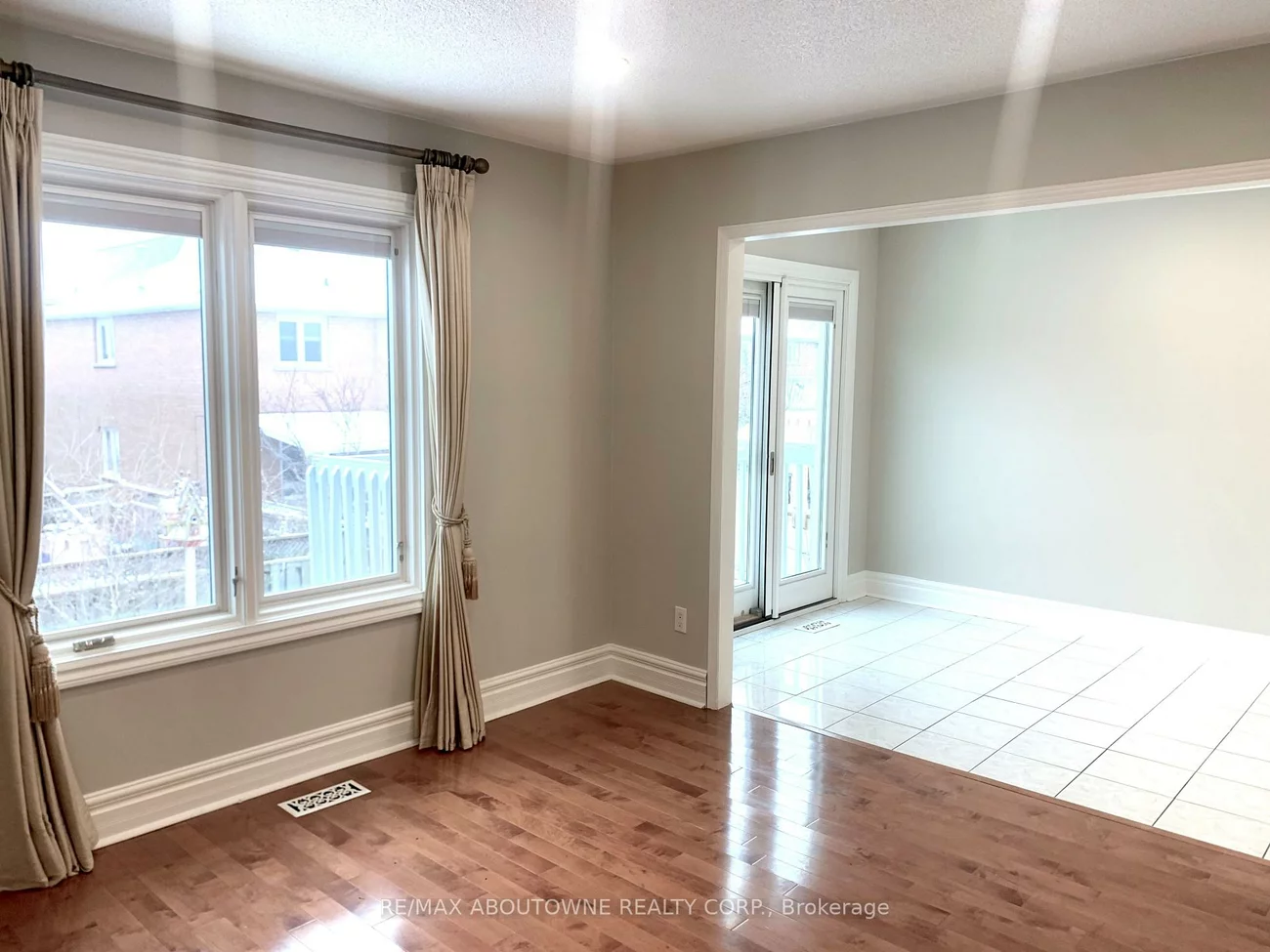 4766, Wild Rose, East Credit, Mississauga