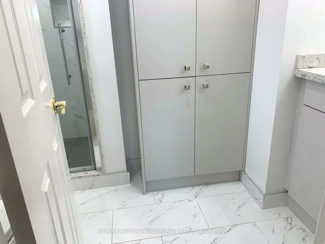 4766, Wild Rose, East Credit, Mississauga