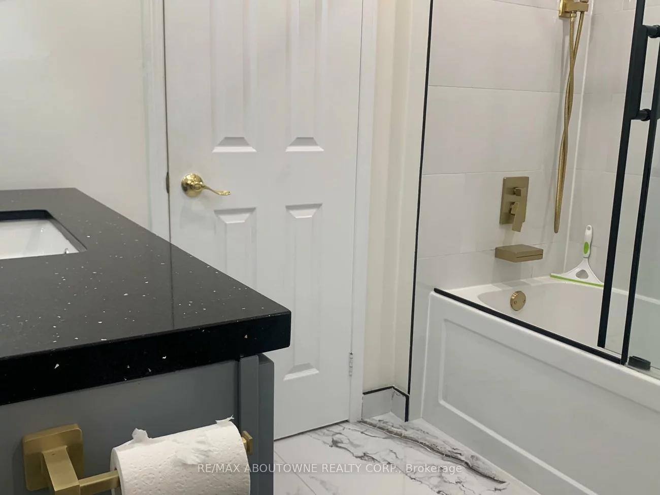 4766, Wild Rose, East Credit, Mississauga