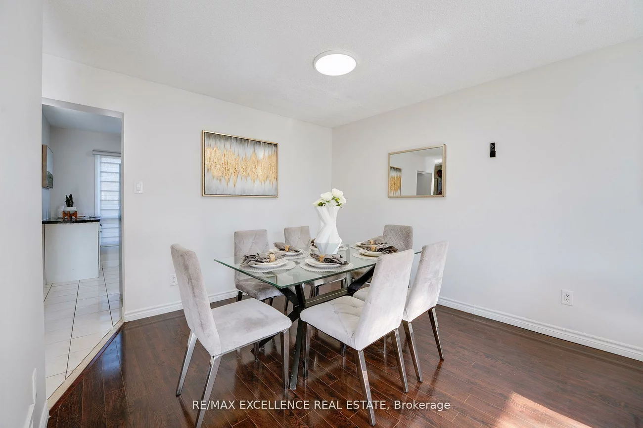 7556, Wildfern, Malton, Mississauga