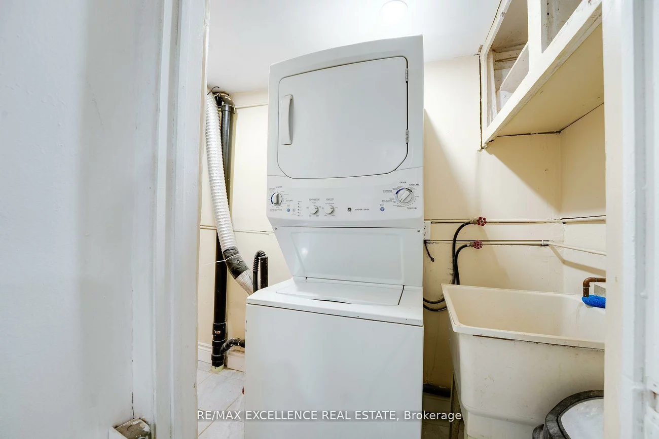 7556, Wildfern, Malton, Mississauga