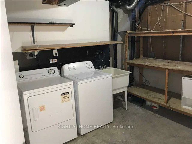 3972, Brandon Gate, Malton, Mississauga