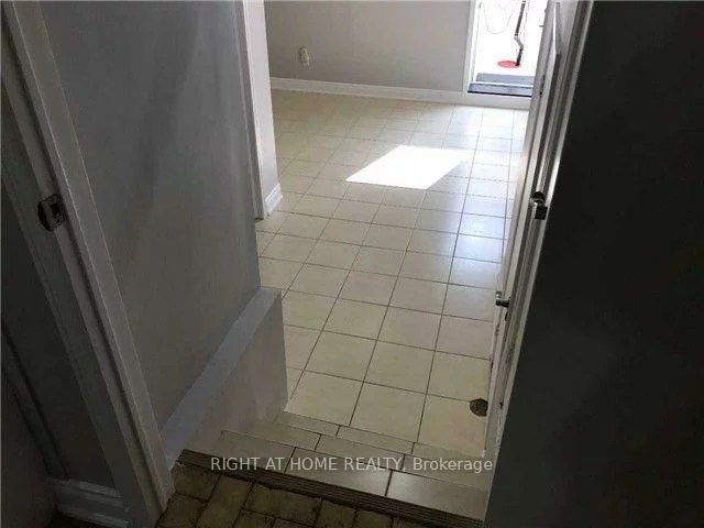 3972, Brandon Gate, Malton, Mississauga