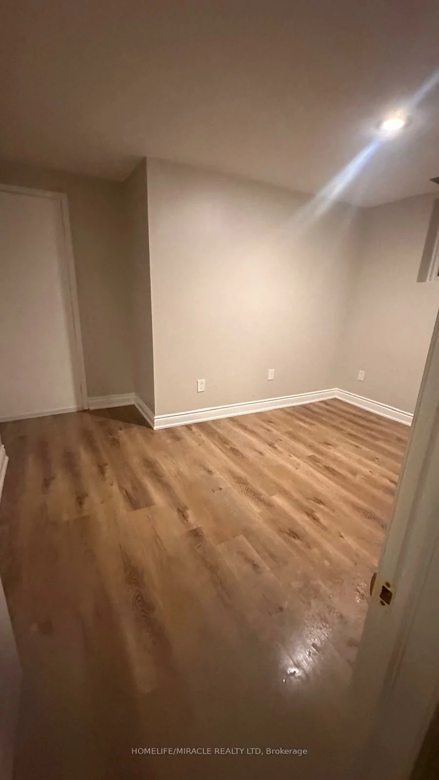 7100, Walworth, Meadowvale Village, Mississauga